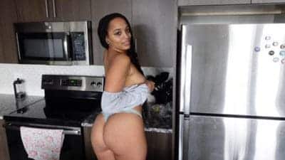 Lani Lust – Spacing Out Over My Mom