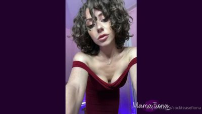 Mama Fiona – Mama Sees, Mama Sucks